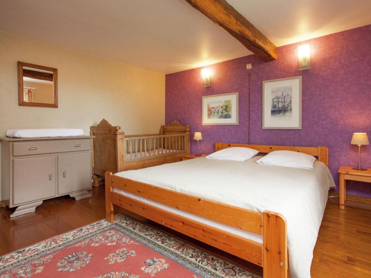 Spacious Holiday Home In Humain With Garden Marche-en-Famenne Zewnętrze zdjęcie